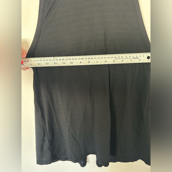 Black Lululemon Silverescent Open Back Tank - Picture 4 of 7